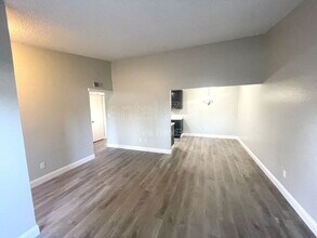 Building Photo - 1313 Floyd Ave