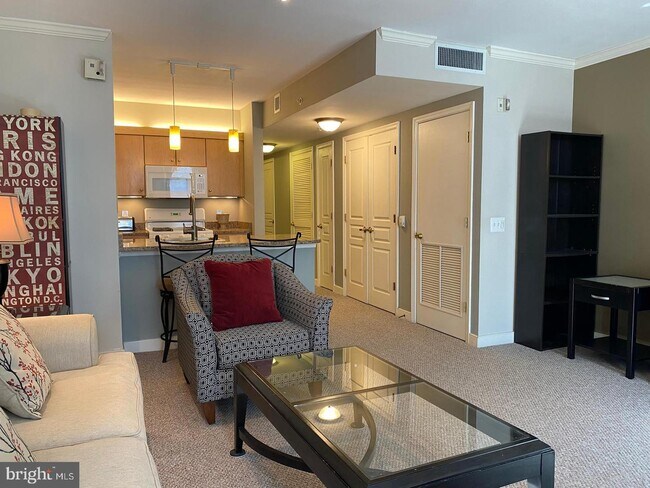 Foto del edificio - 616 E St NW