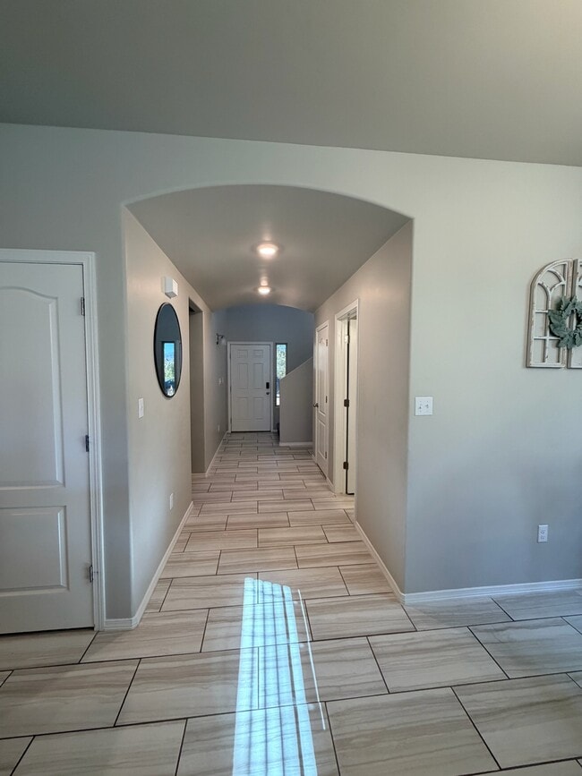 Foto del edificio - 1418 Santa Thomas St