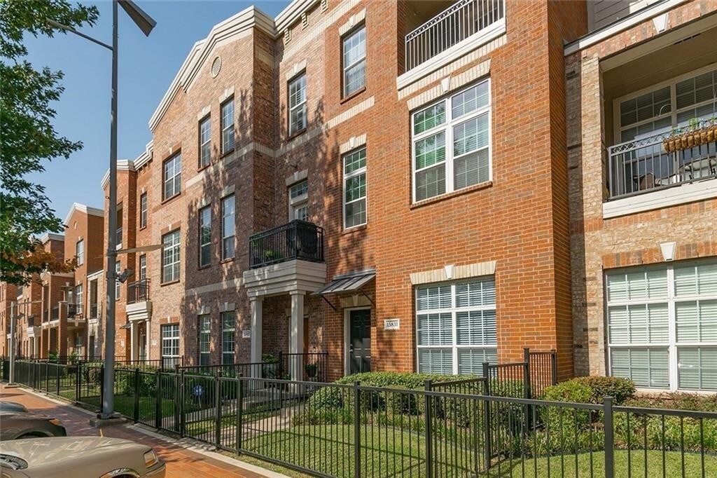 15827 Spectrum Dr Unit 180, Addison, TX 75001 Condo for Rent in