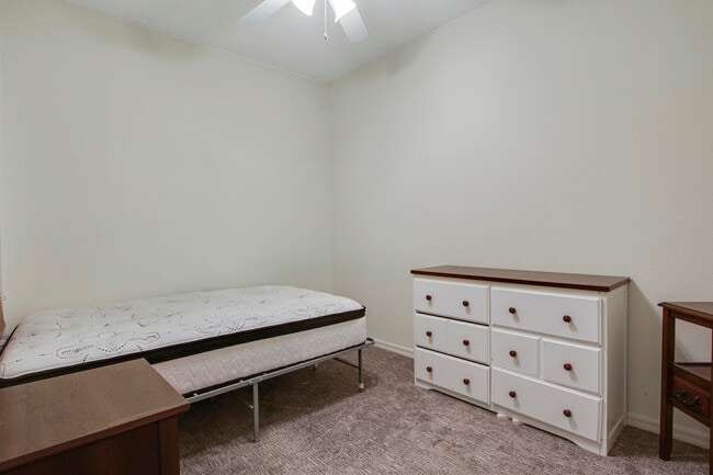 Building Photo - 2917 Tuscany Ct