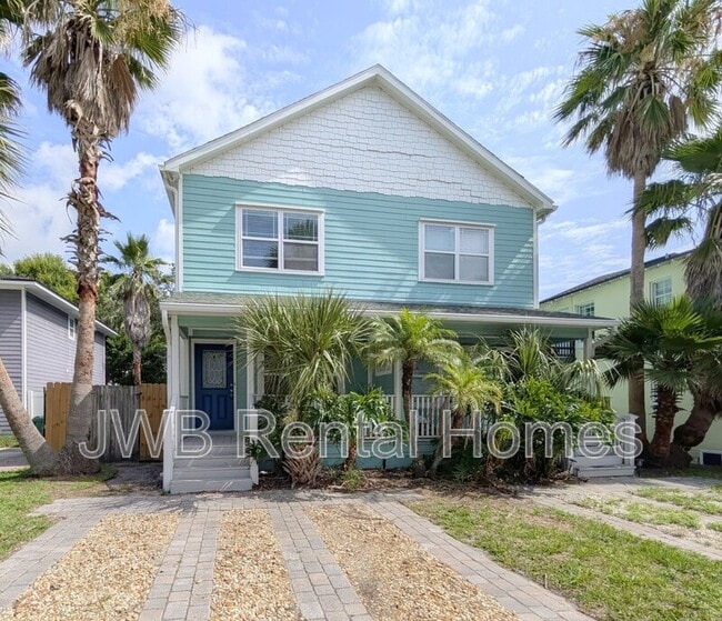 Building Photo - 411 3rd Ave S