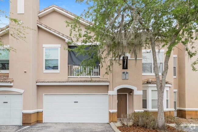 Building Photo - 17980 Villa Creek Dr