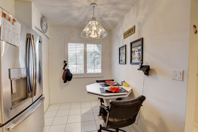 Foto del edificio - 14095 Royal Vista Dr