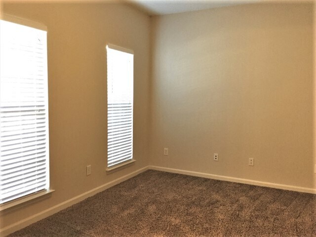 Foto del edificio - 12220 Cabin Creek Court