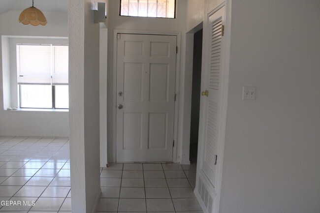 Building Photo - 1694 Leroy Bonse Dr