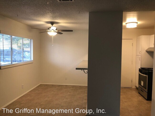 Building Photo - 2 br, 1 bath House - 11060 Karen Drive