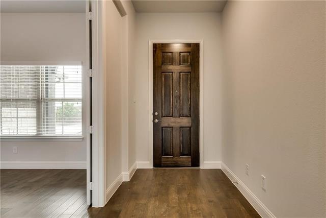 Foto del edificio - 1601 Primrose Pl