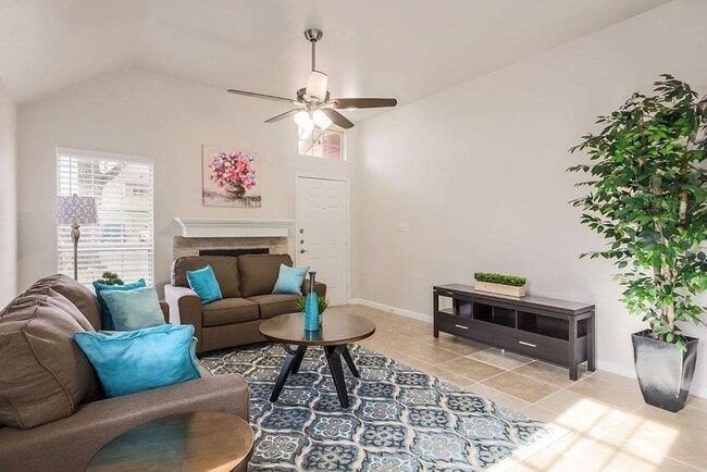 Foto del edificio - 12307 Turtle Rock Rd