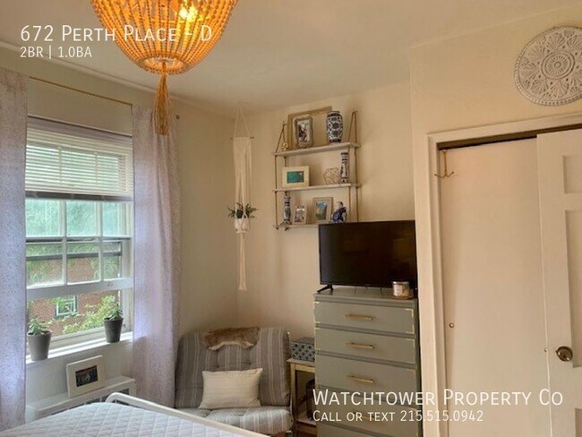 Foto del edificio - 672 Perth Pl