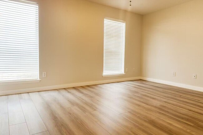 Foto del edificio - 21403 Hadrian Dr