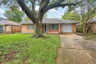 Building Photo - 4029 McDermed Dr