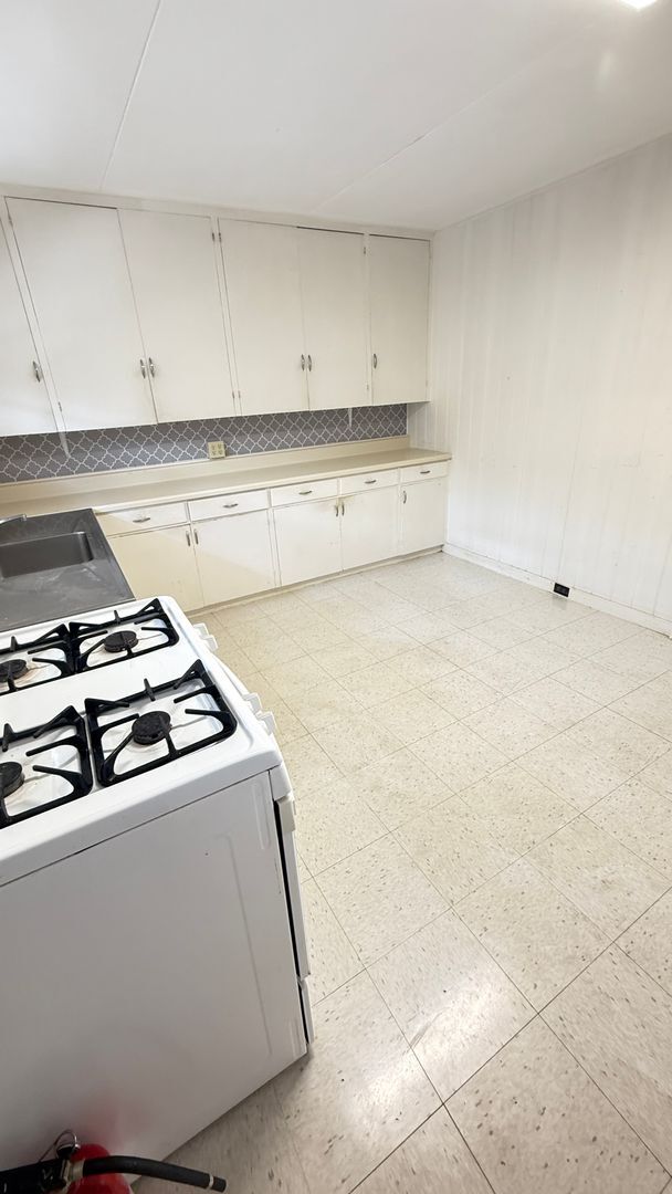 Foto del edificio - 3302 Hinano St