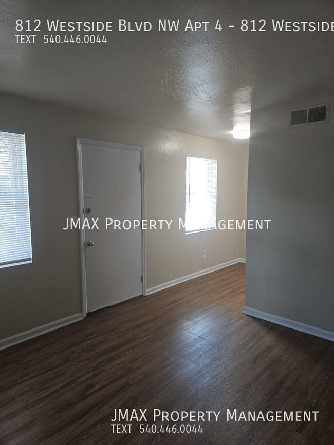 Foto del edificio - 812 Westside Blvd NW