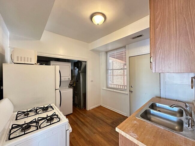 Foto del edificio - 4550 N Western Ave