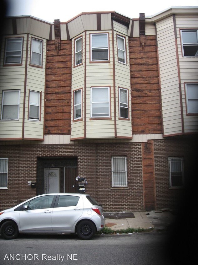 Primary Photo - 216 N 54th St