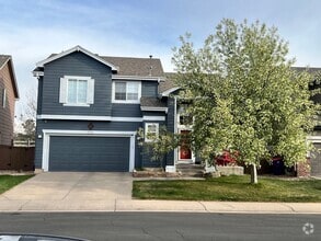 Building Photo - 714 Poppy Pl