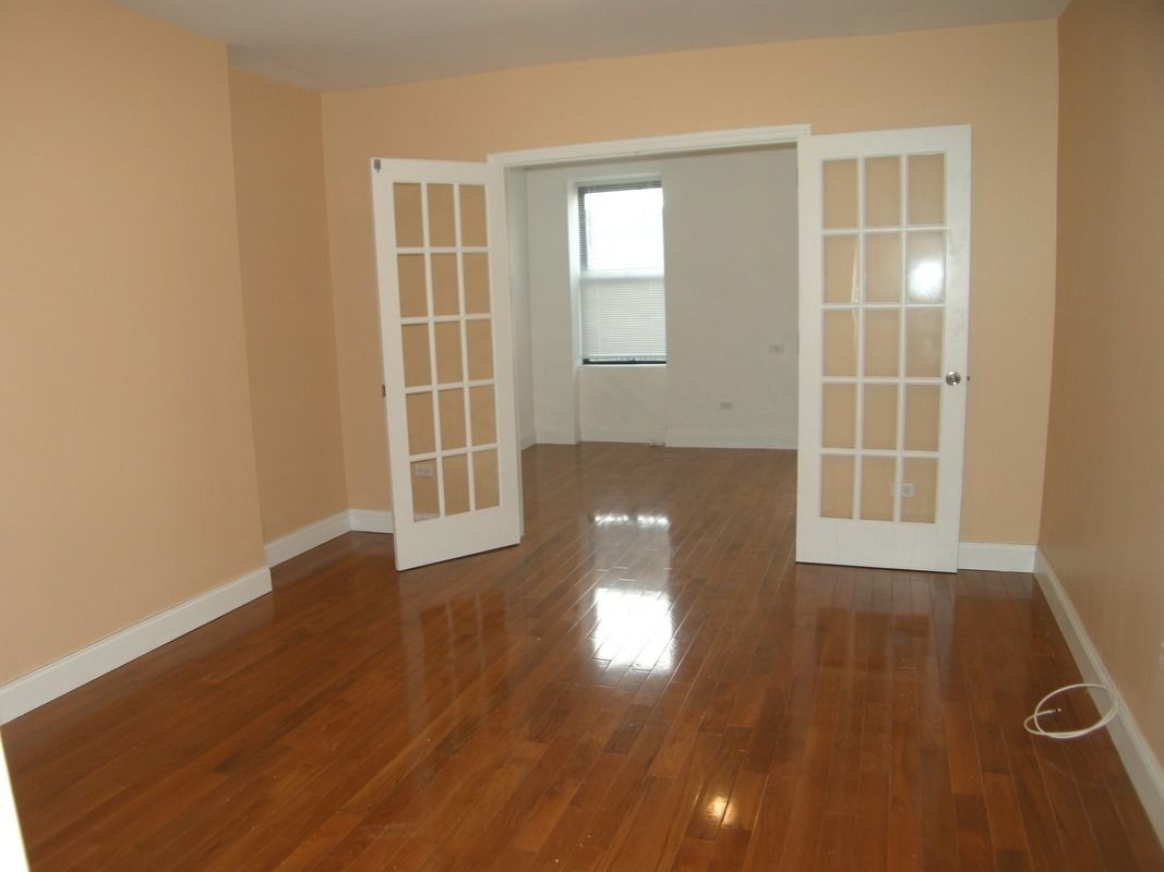 Primary Photo - 712 9th Ave