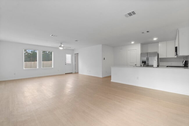 Foto del edificio - 16031 Tallis Dr