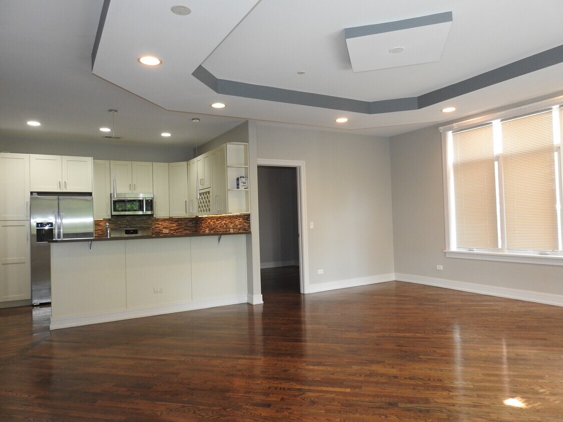 Building Photo - 6456 S Woodlawn Ave