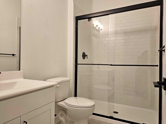 Foto del edificio - 8438 Tranquil Bay Ct