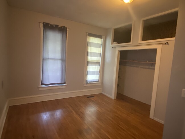 Bedroom - 605 N Market St