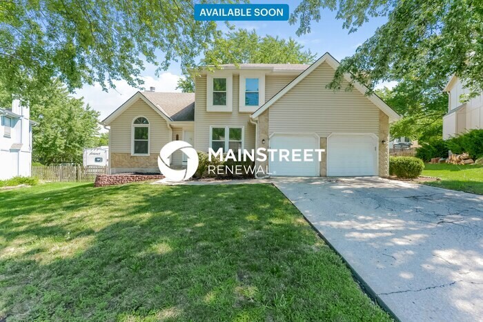 Primary Photo - 4 Bedroom Pet-Friendly Home in Olathe, KS ...
