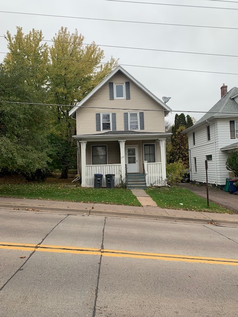 Primary Photo - 524 N 19th Ave E