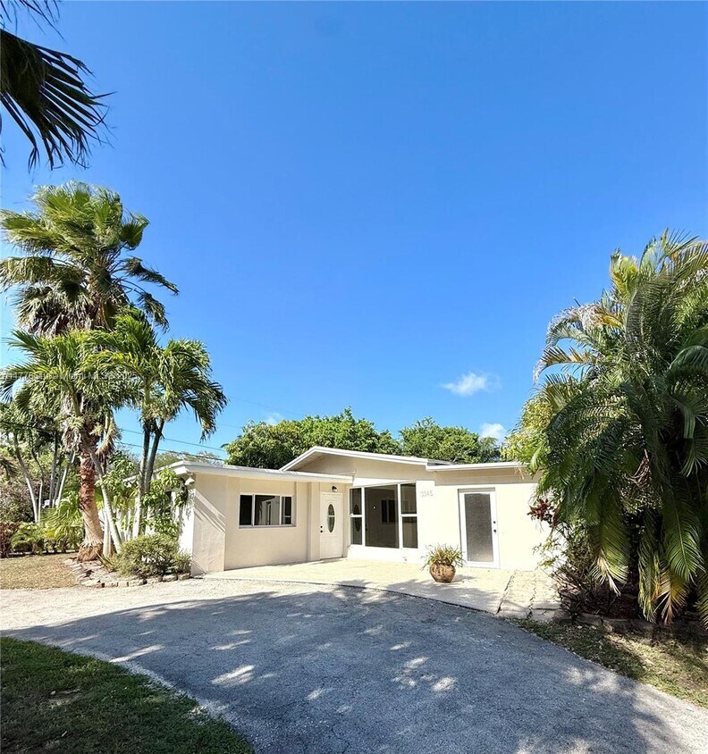 Primary Photo - 13345 SW 83rd Ct
