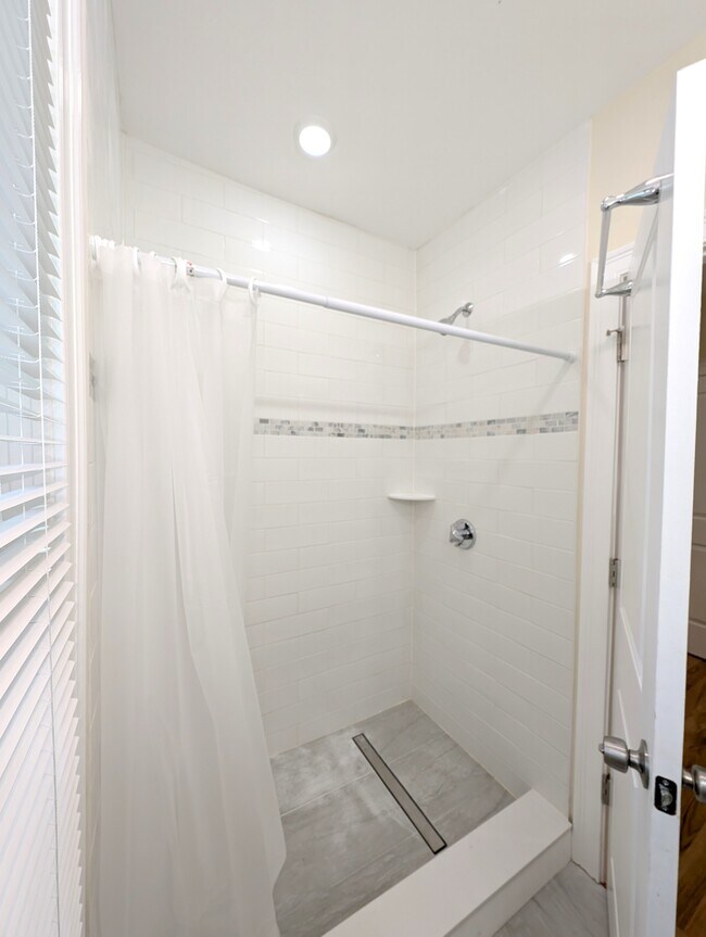 Foto del edificio - 22 Holyoke Rd