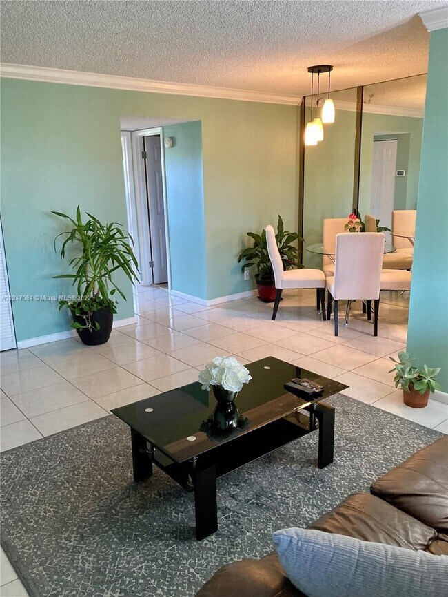 1425 Arthur St 403A Hollywood Fl 33020 Apartment for Rent in Hollywood, FL