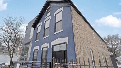 Building Photo - 1731 W Potomac Ave
