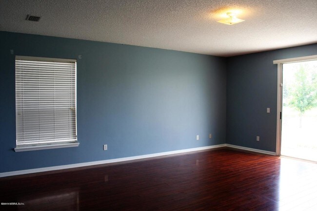 Foto del edificio - 12537 Tropic Dr