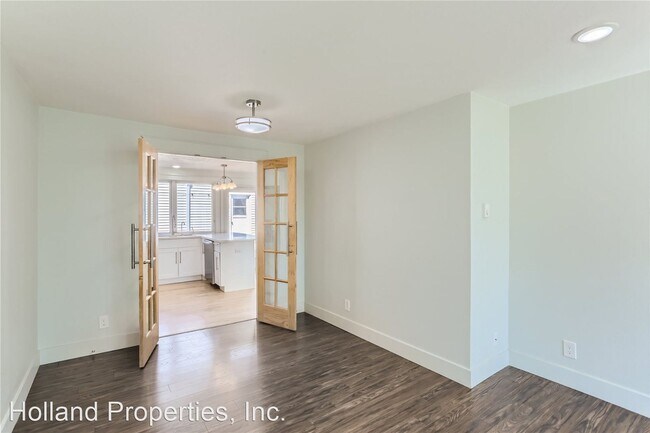 Foto del edificio - 3 br, 2 bath House - 6145 SW Erickson Ave
