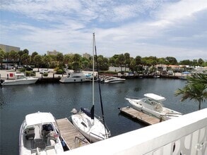 Building Photo - 13155 Ixora Ct
