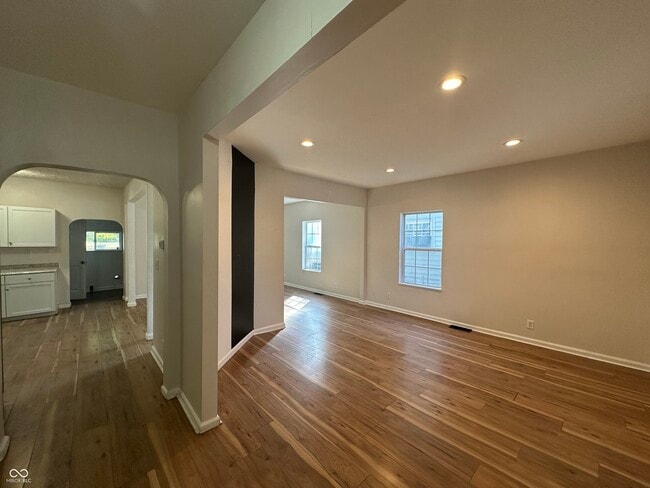 Building Photo - 3027 Guilford Ave