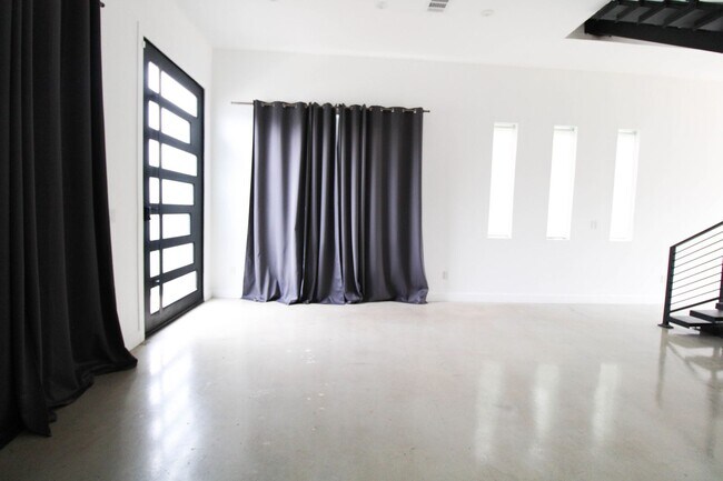 Foto del edificio - 1223 Hays St