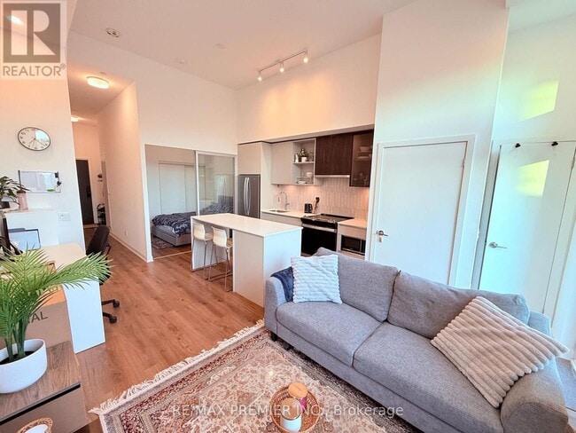 Photo du bâtiment - 405 Dundas St W