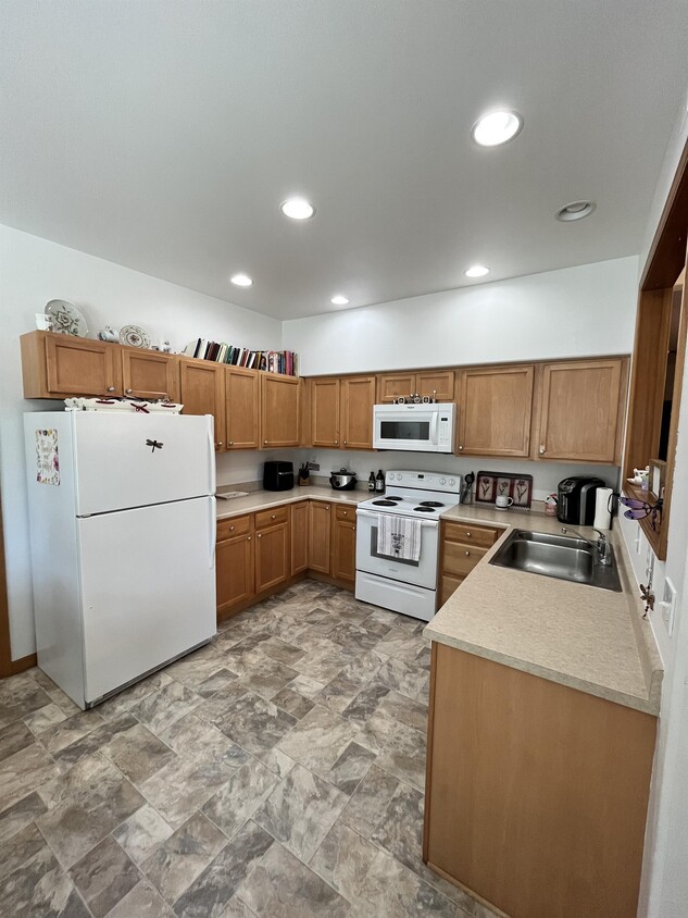 Foto principal - 1305 Boon St
