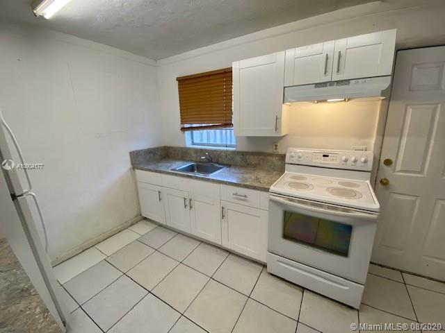 Foto del edificio - 1520 NE 151st St