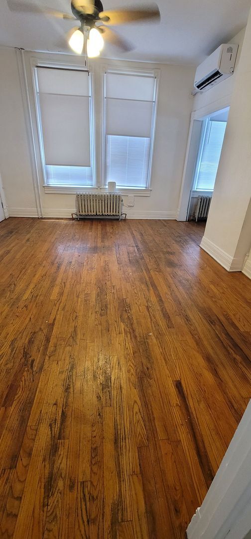 Building Photo - 730/732 N 23rd Quad