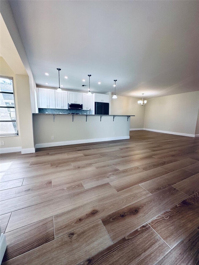 Building Photo - 14676 Canalview Dr