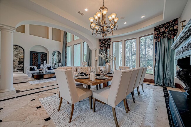 Building Photo - 3 Congressional Cir