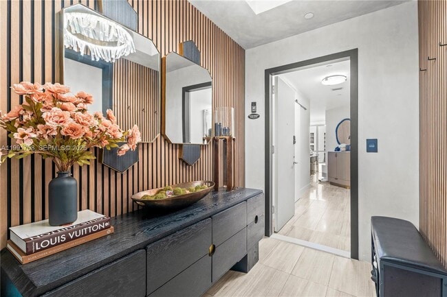 Foto del edificio - 851 NE 1st Ave