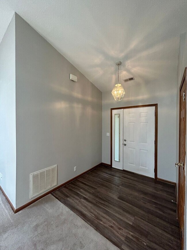 Foto del edificio - 3 Bedroom Home in Lafayette