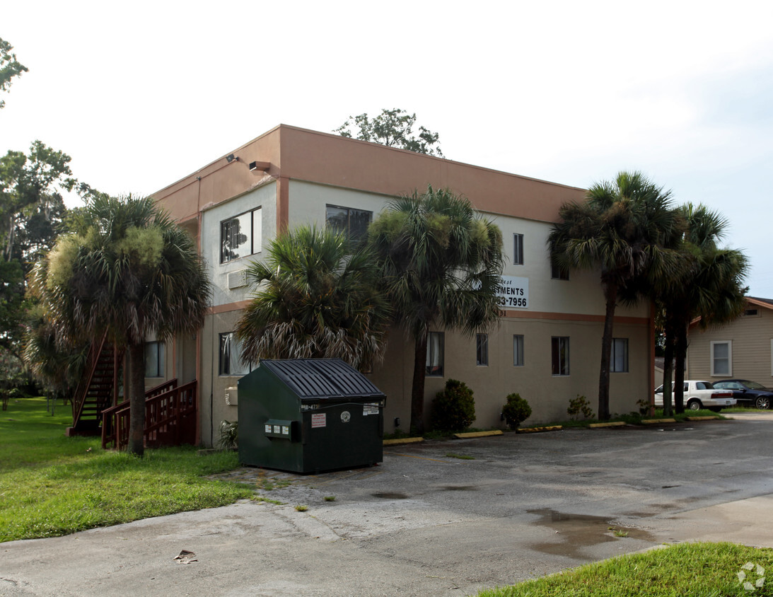 Primary Photo - Forest Avenue Apartments