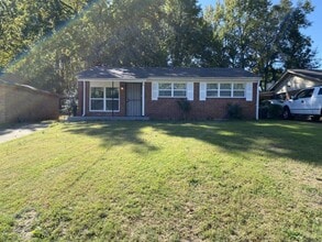 Building Photo - 333 Delta Rd