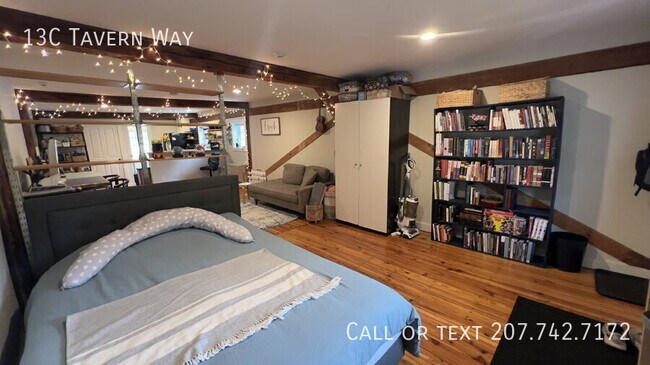 Building Photo - 13 Tavern Wy