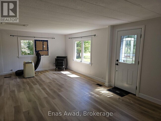 Photo du bâtiment - 174 Bellamy Rd