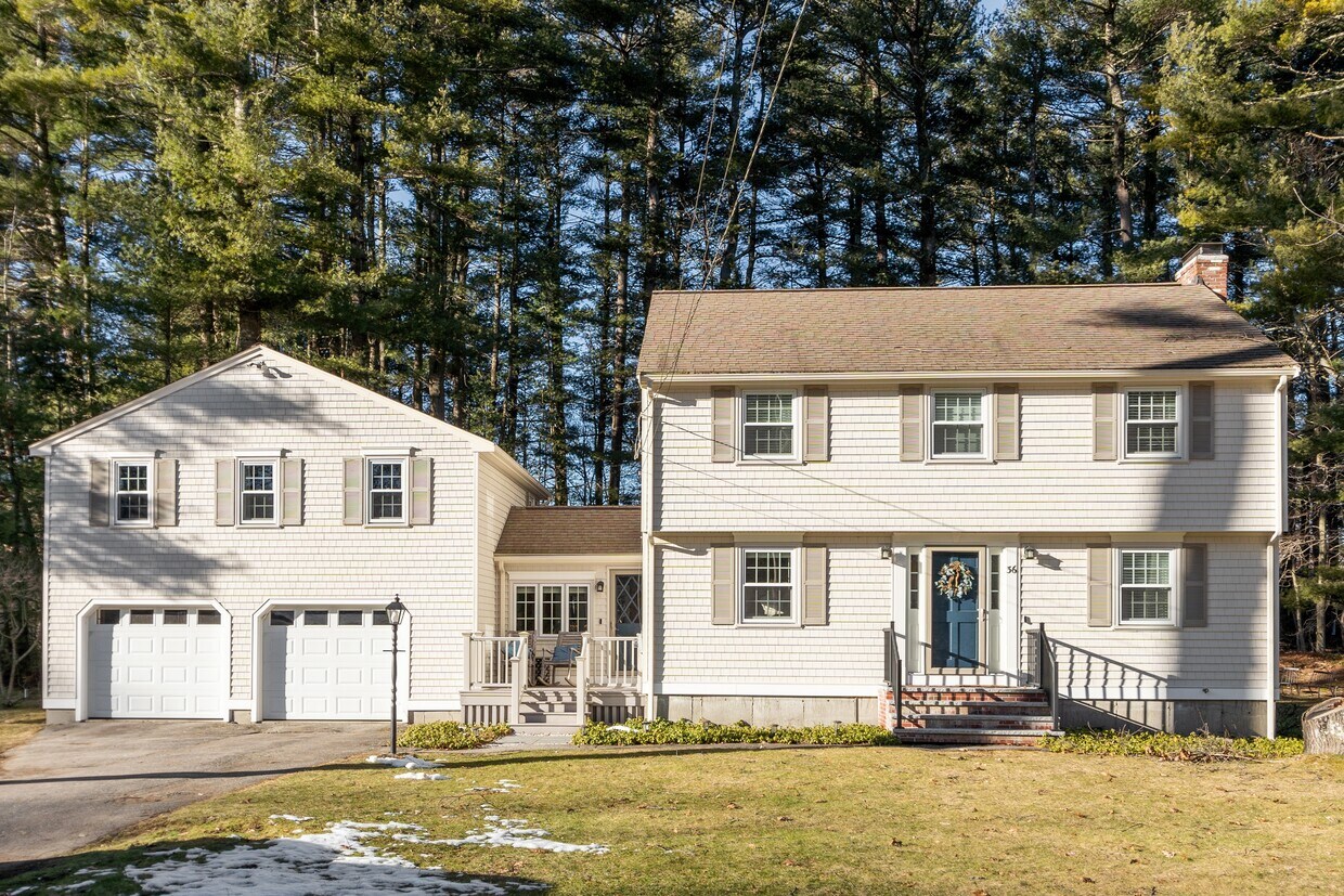 Primary Photo - 36 Stag Dr